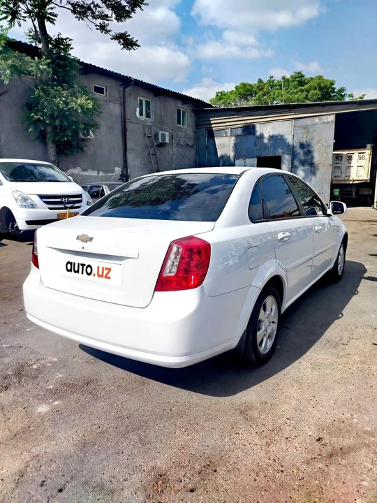 Chevrolet Gentra II