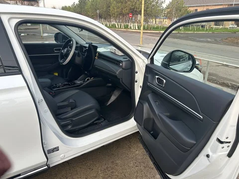 Honda e:NS1 I