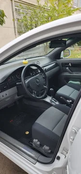 Chevrolet Gentra II