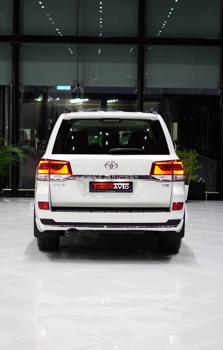 Toyota Land Cruiser 200 Series Рестайлинг 2