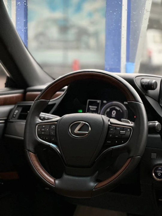 Lexus ES VII Рестайлинг