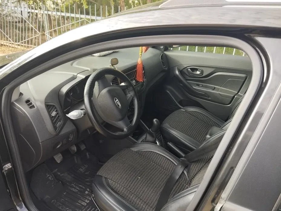 Lada XRAY I