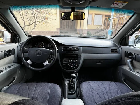 Chevrolet Gentra II