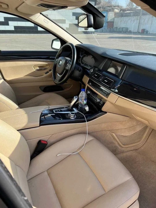 BMW 5 series VI (F10/F11/F07) reslayling