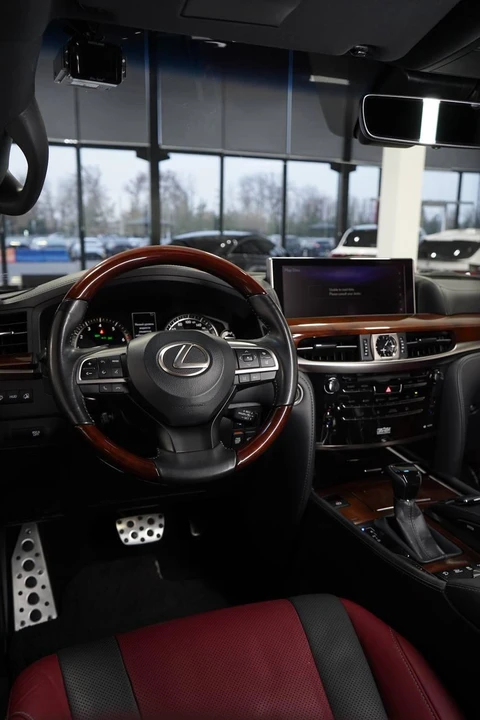 Lexus LX III Рестайлинг II