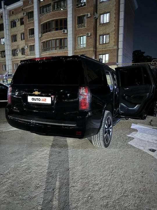 Chevrolet Tahoe IV