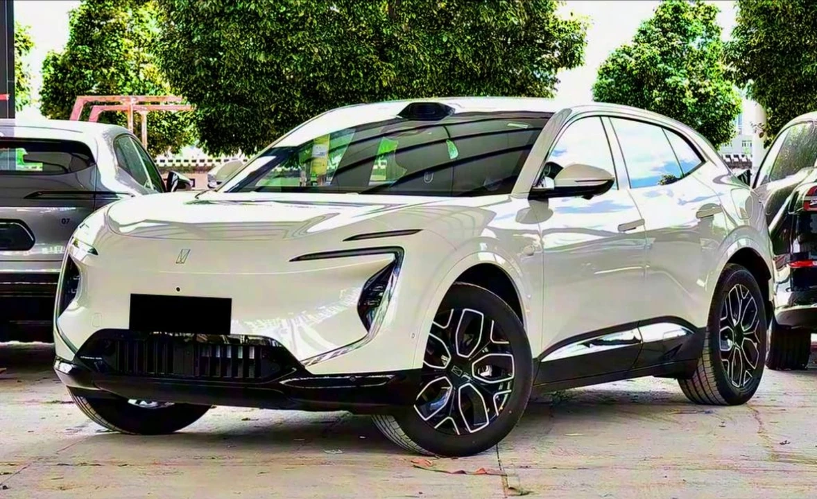 Avatr 07 I