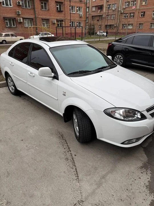 Chevrolet Gentra II