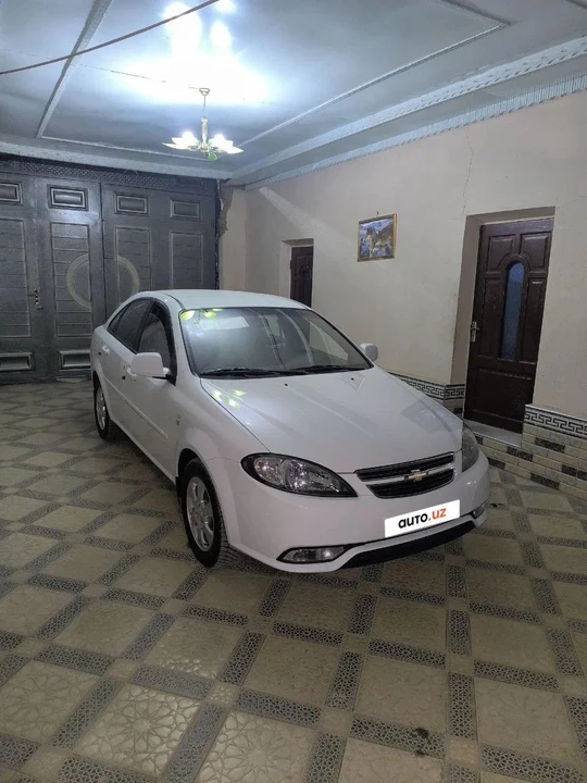 Chevrolet Gentra II