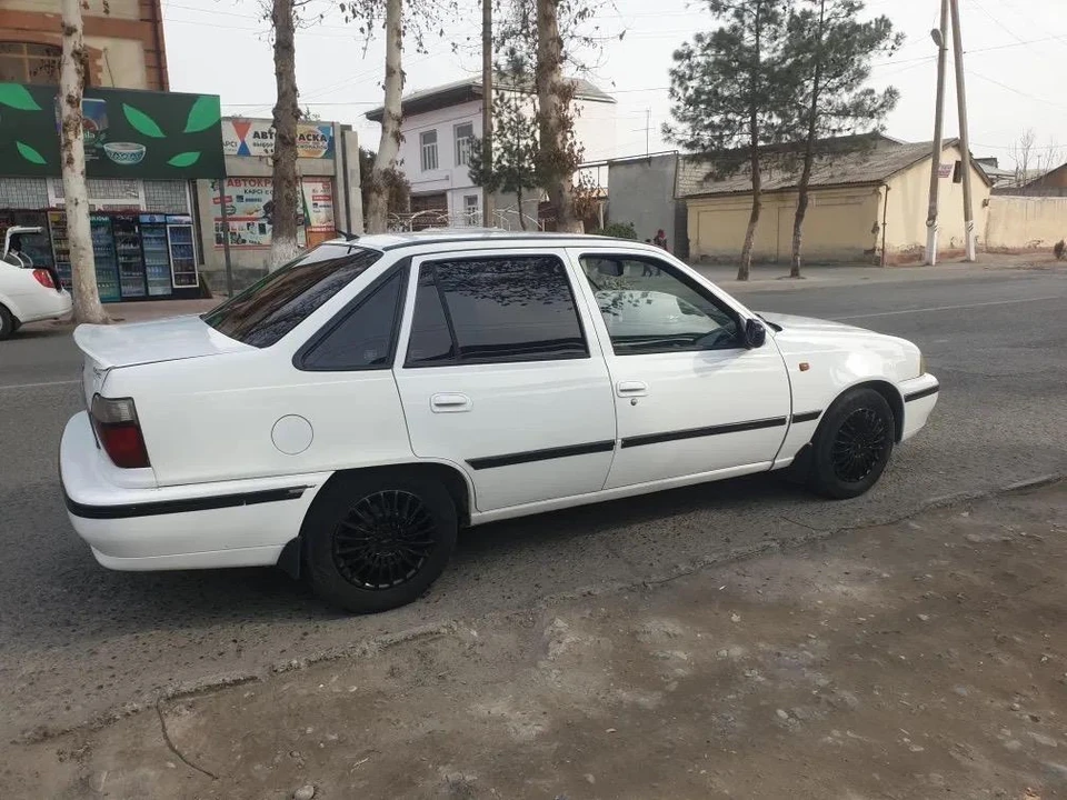 Daewoo Nexia I