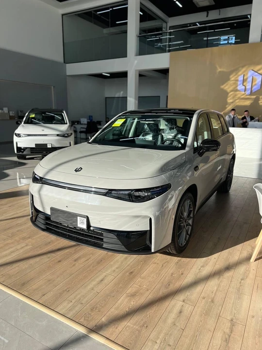 Leapmotor C10 I