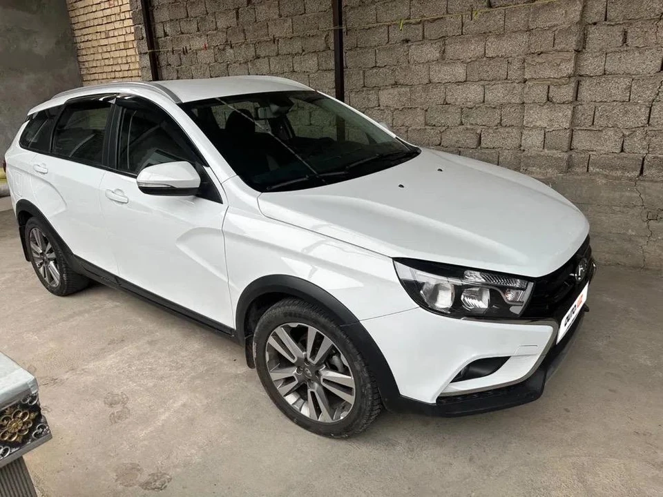Lada Vesta I