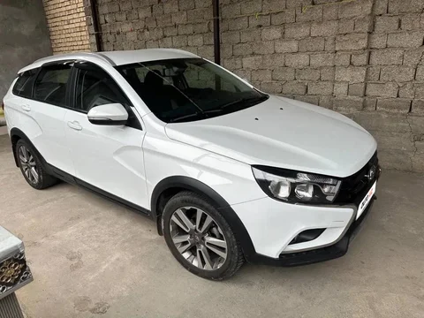 Lada Vesta I
