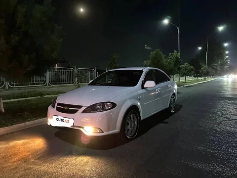 Chevrolet Gentra II
