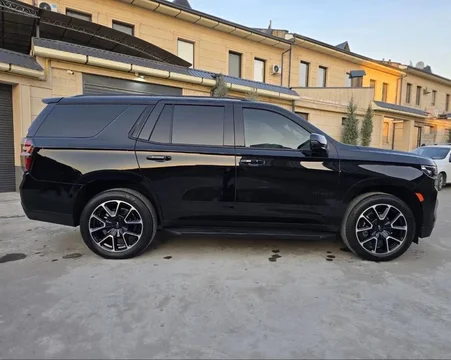 Chevrolet Tahoe V