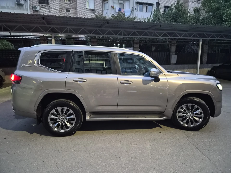 Toyota Land Cruiser — Rasm 9