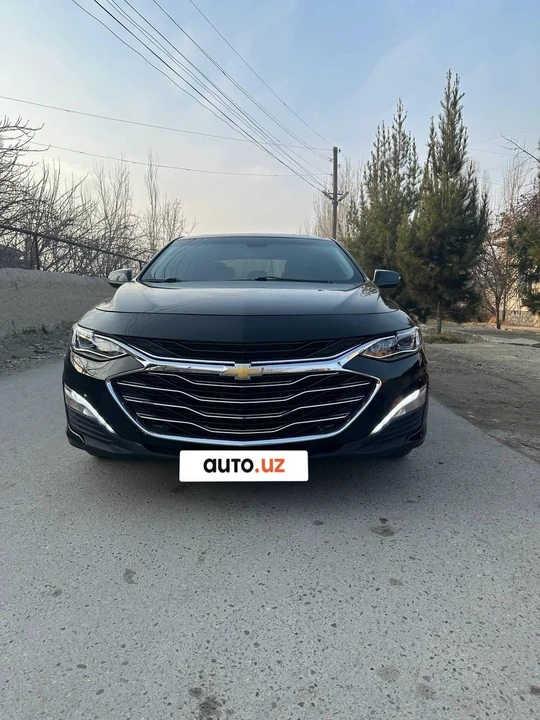 Chevrolet Malibu IX