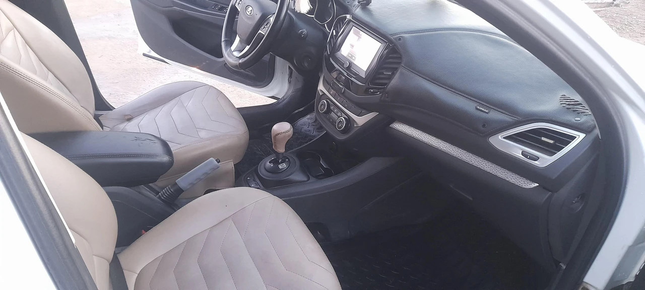 Lada Vesta I