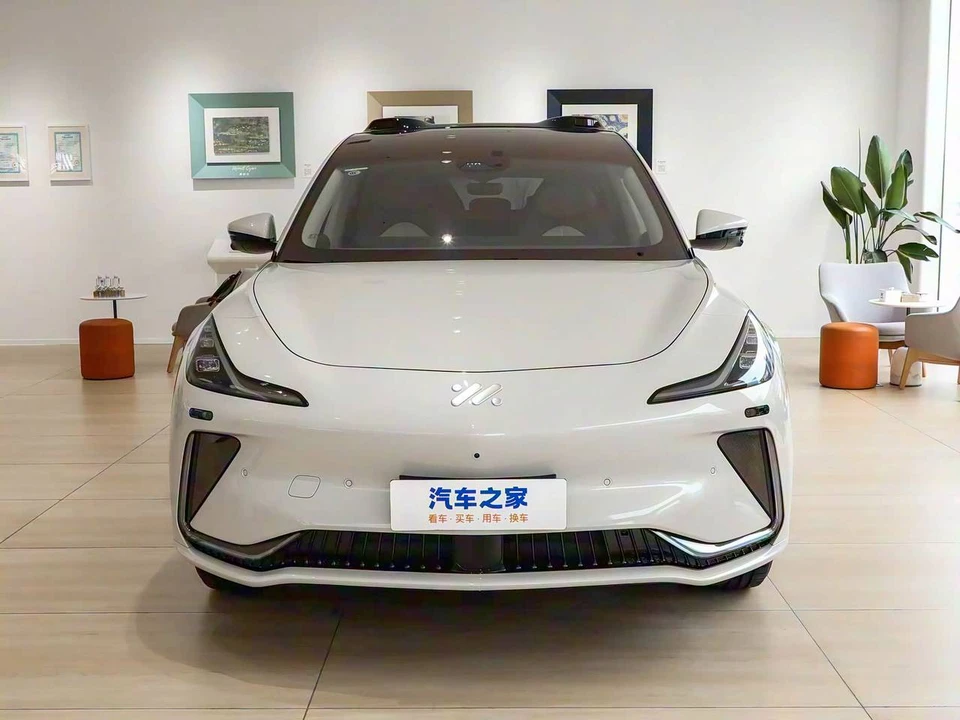 IM Motors (Zhiji) LS7 I