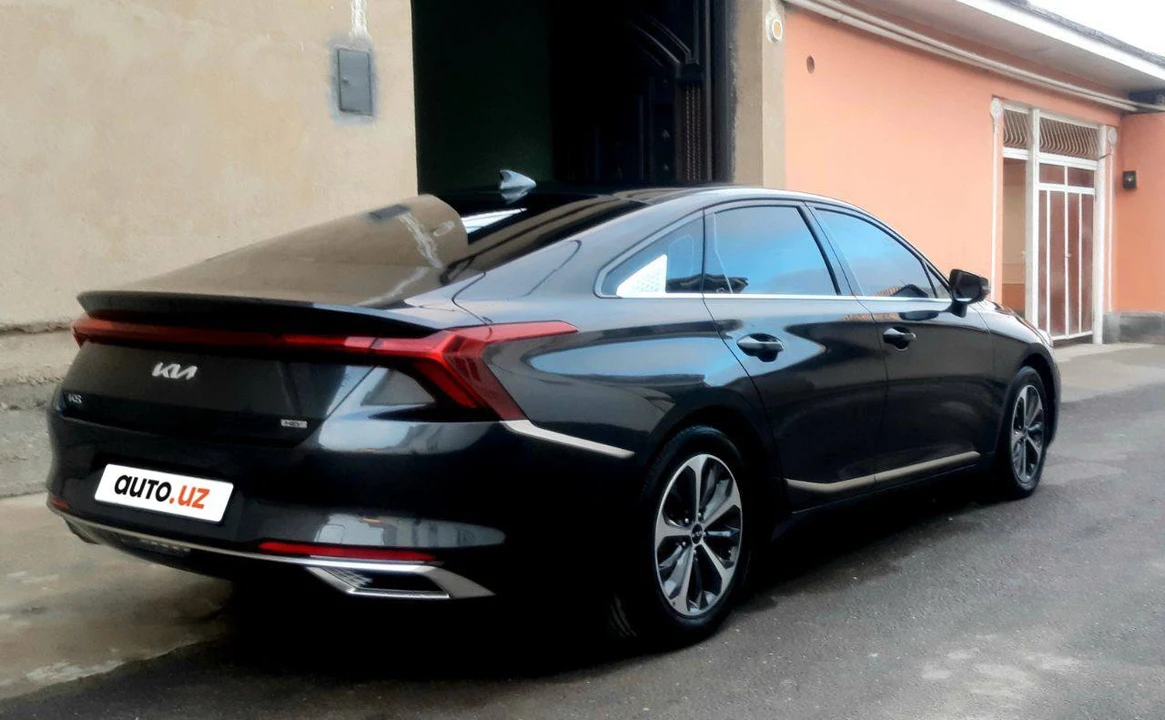 Kia K8 I