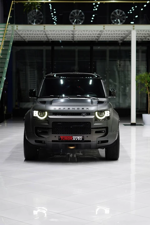 Land Rover Defender II