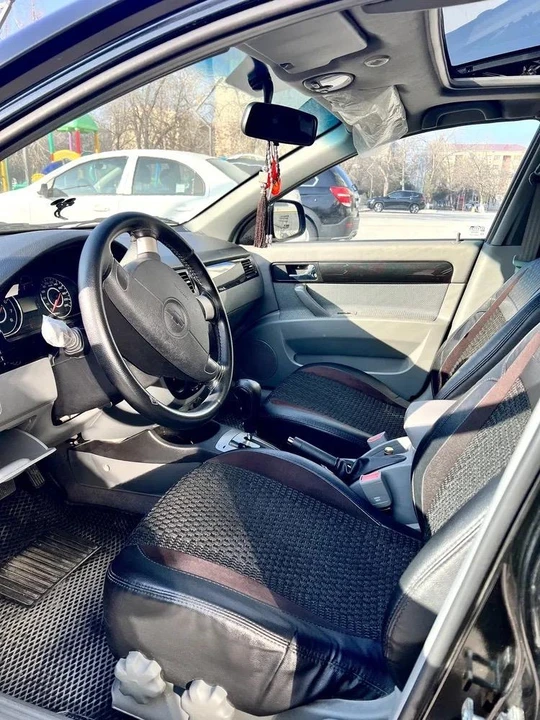 Chevrolet Gentra II