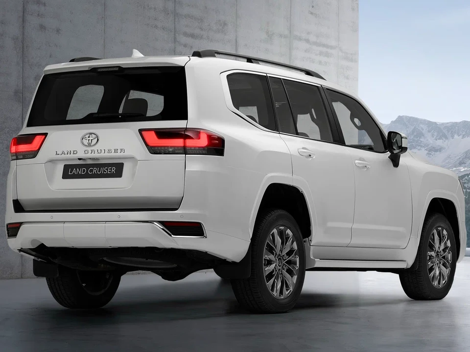 Toyota Land Cruiser 300 Series