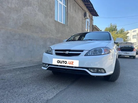 Chevrolet Gentra II