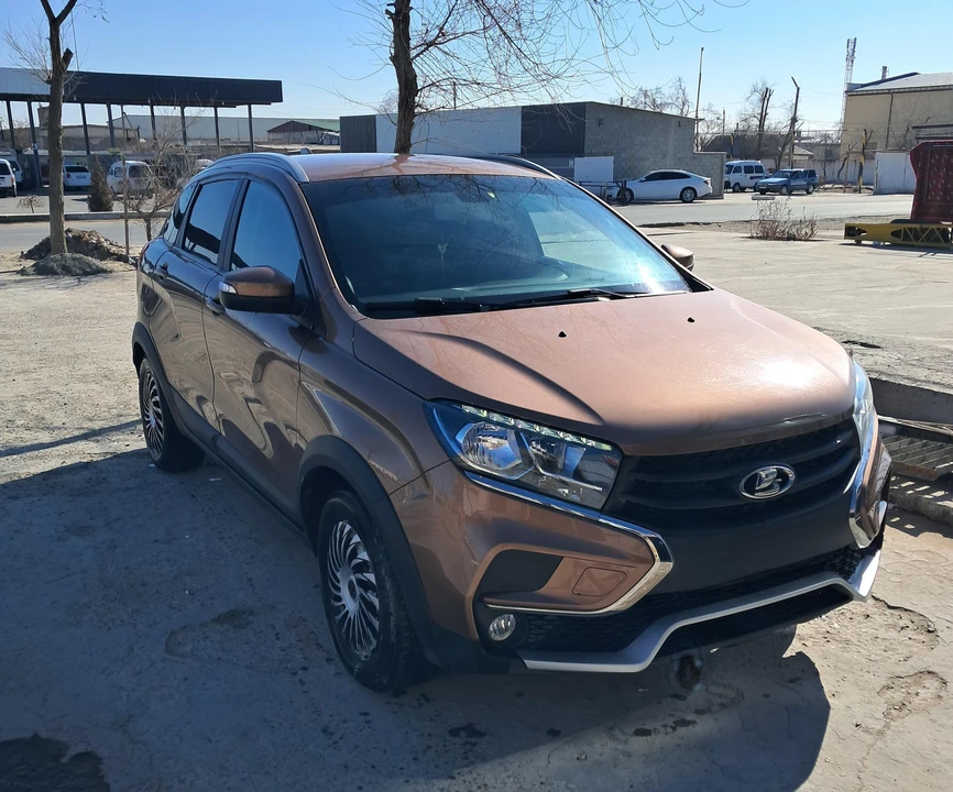 Lada XRAY I