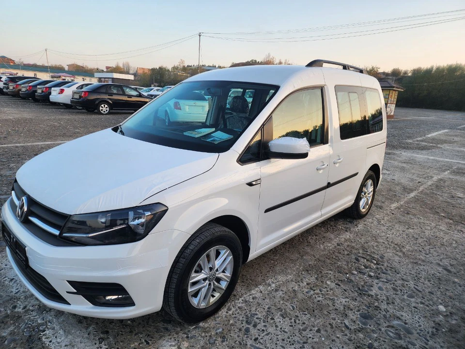 Volkswagen Caddy V