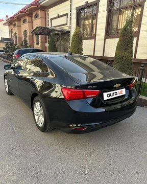 Chevrolet Malibu IX