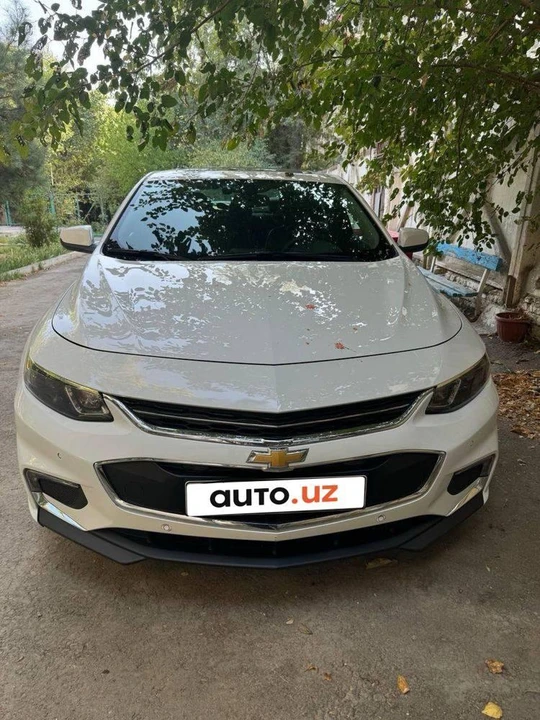 Chevrolet Malibu IX