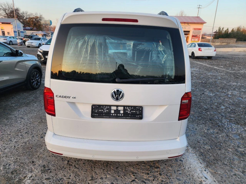 Volkswagen Caddy V
