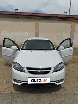 Chevrolet Gentra II