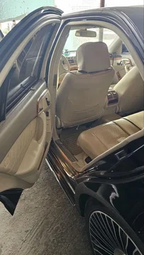 Mercedes-Benz S-class I W221