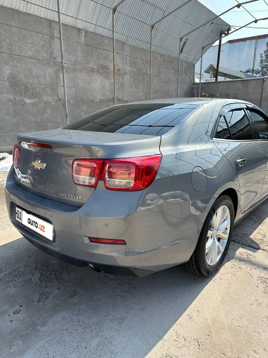 Chevrolet Malibu VII