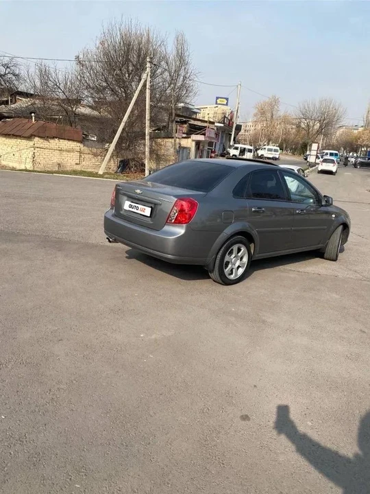 Chevrolet Gentra II
