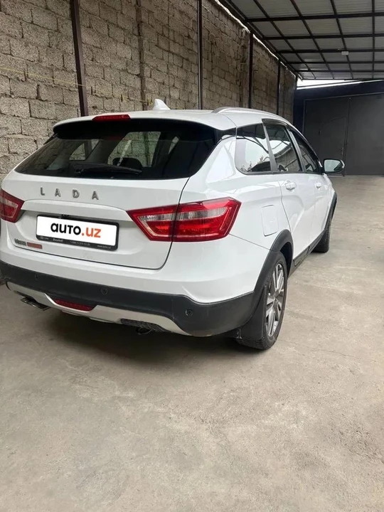 Lada Vesta I