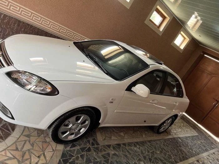 Chevrolet Gentra II