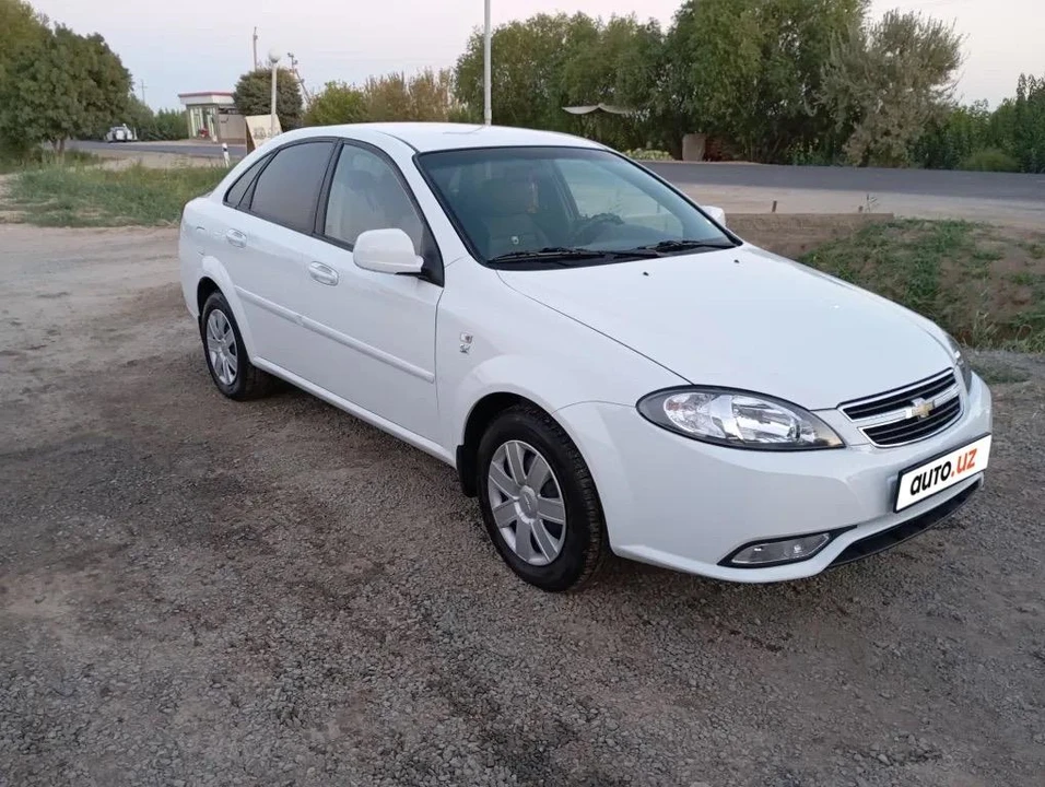 Chevrolet Gentra II