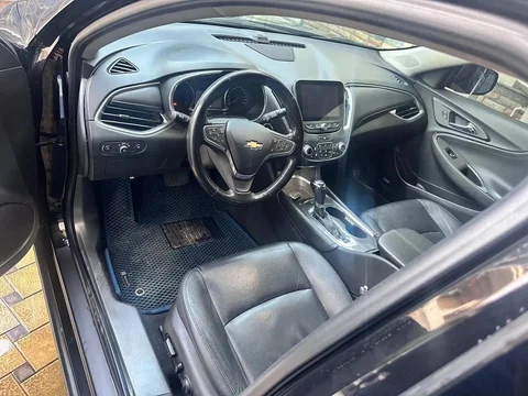 Chevrolet Malibu IX