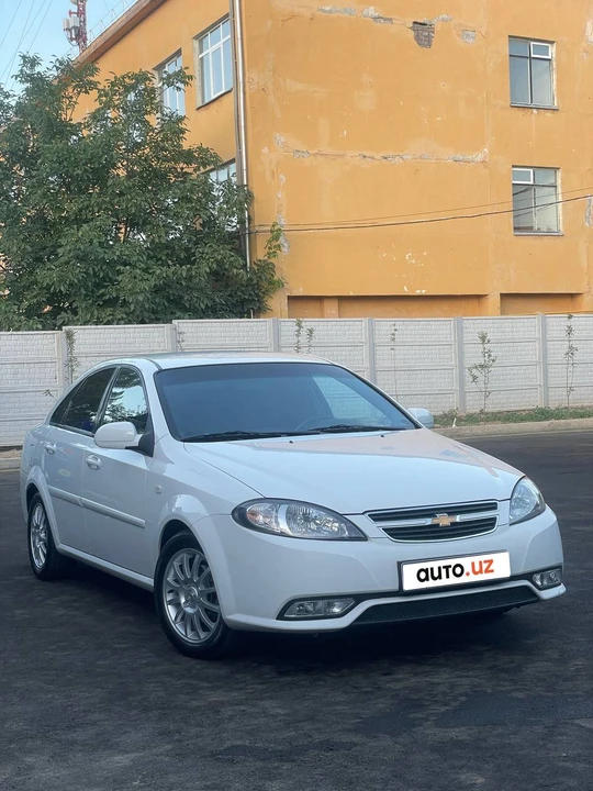 Chevrolet Gentra II