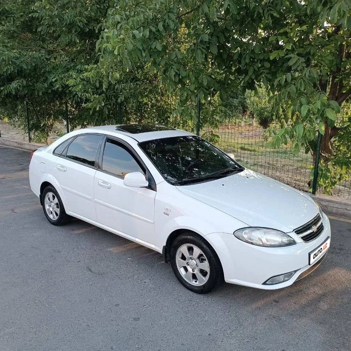 Chevrolet Gentra II