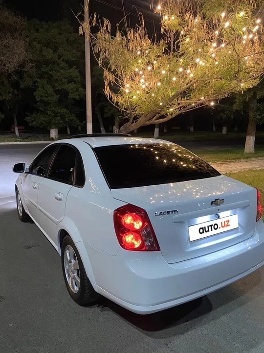 Chevrolet Gentra II