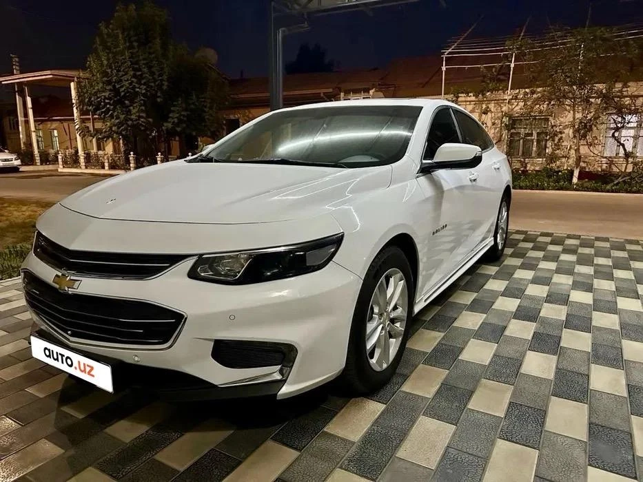 Chevrolet Malibu IX
