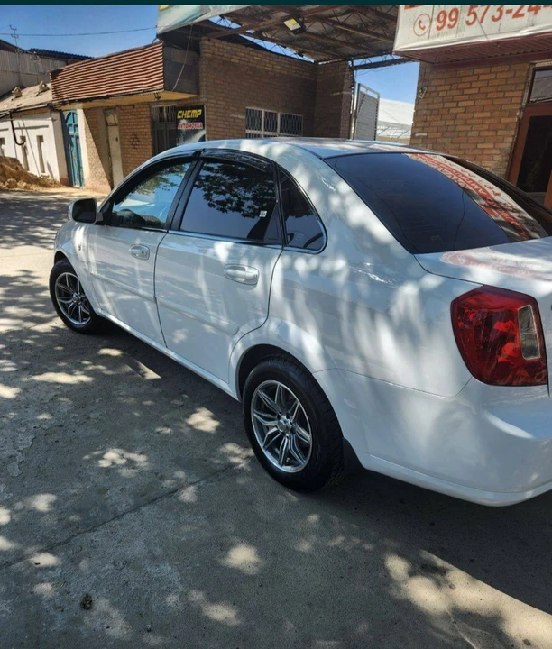 Chevrolet Gentra II