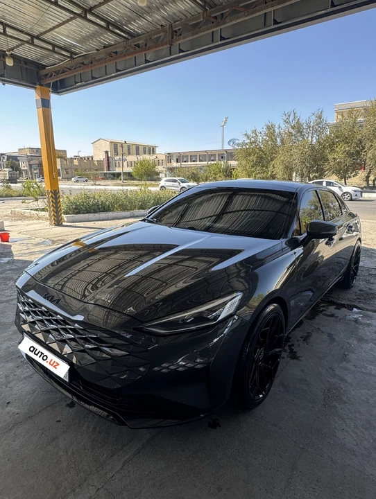 Kia K8 I