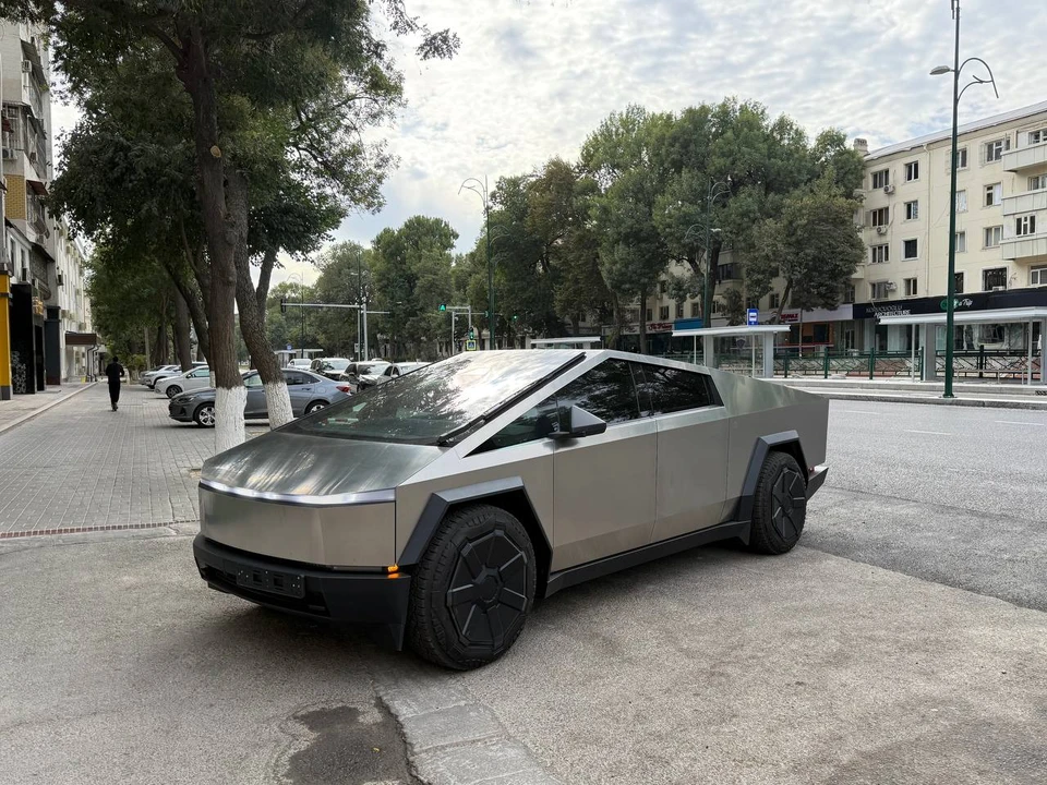 Tesla Cybertruck I