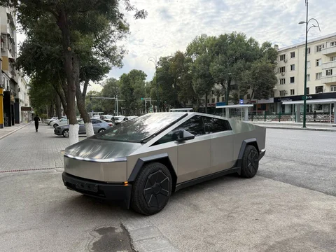 Tesla Cybertruck I