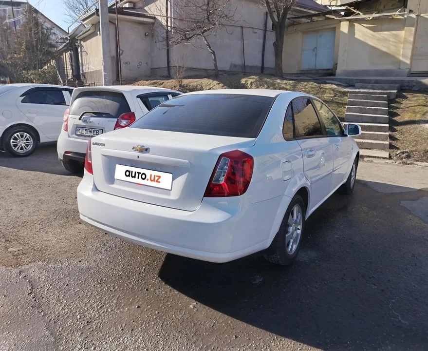 Chevrolet Gentra II